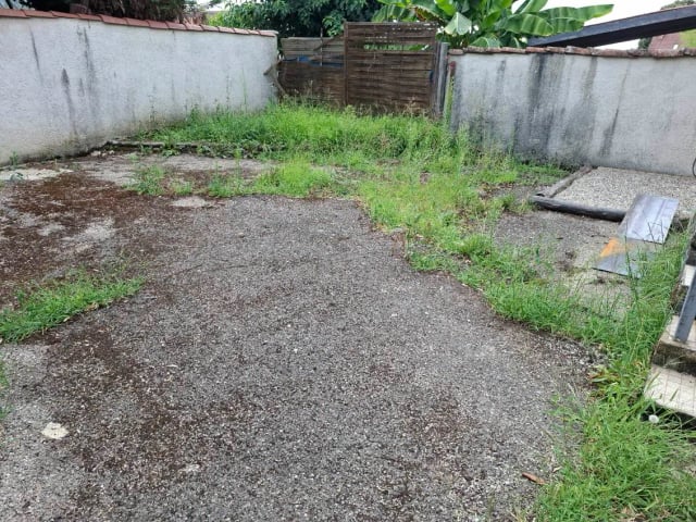 Parking avant nettoyage